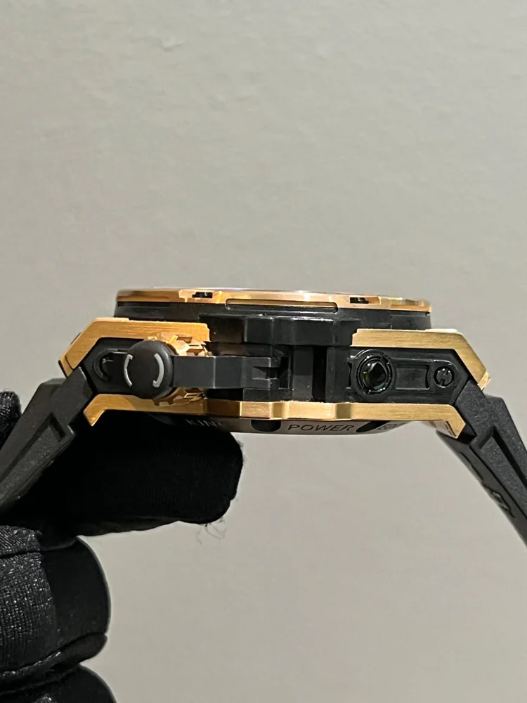 Hublot King Power Oceanographic 1000